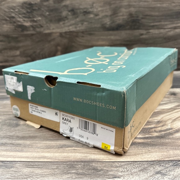 NIB BOC Born Kara Faux Wool Ankle Chelsea Boots Booties Grey Pull On - Picture 14 of 14